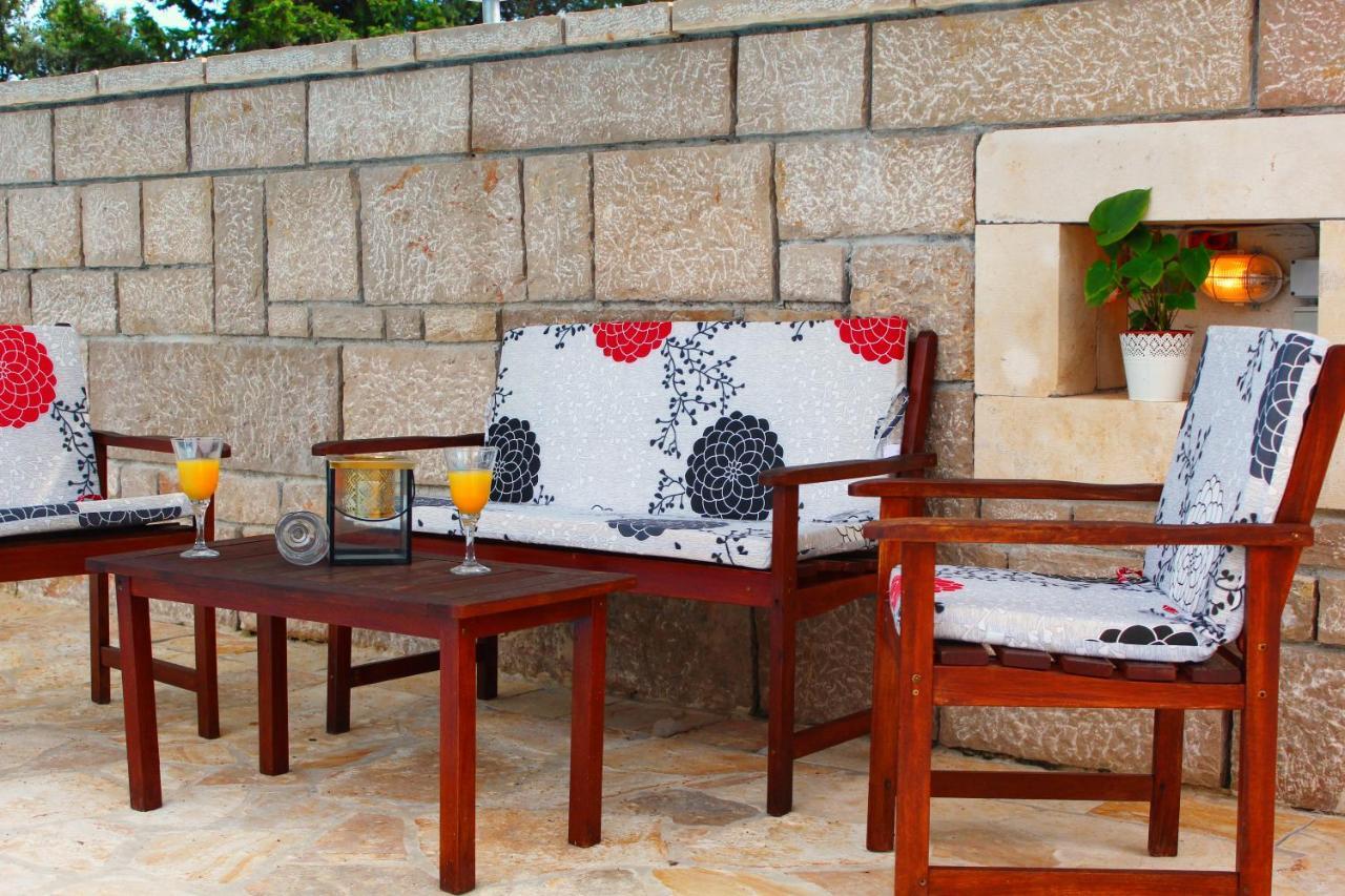Bungalow Vice With Pool Pakostane Exterior photo
